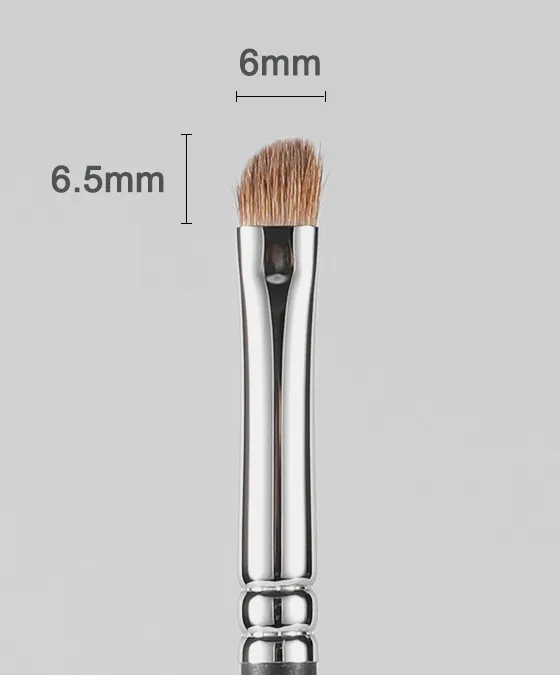 M115 Small Angled Winged Eyeliner Brush head close-up showing the precise angled tip and brush bristles for sharp lines