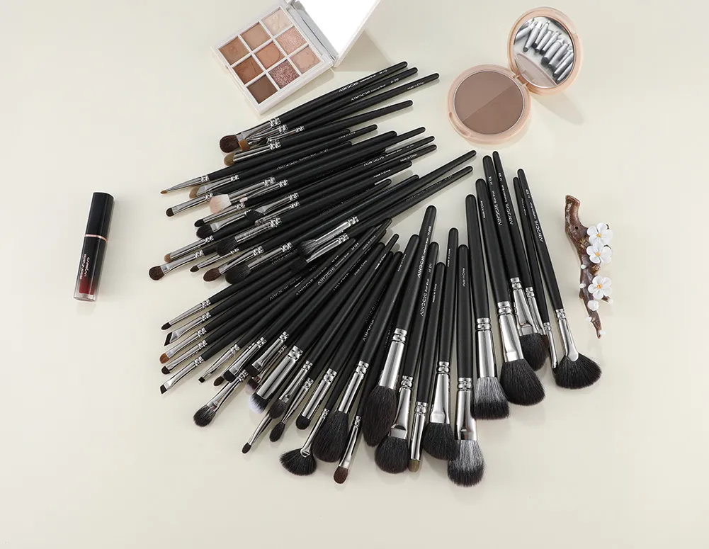 M Series 2025 makeup brush collection main image showcasing full set of brushes.
