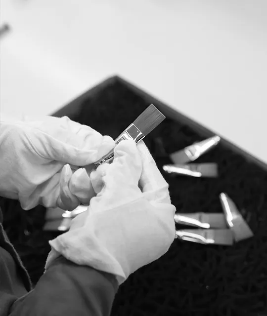 Quality check of finished makeup brushes