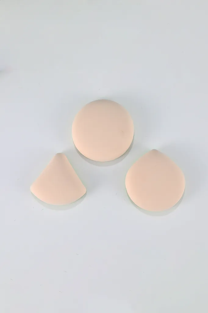 High-quality makeup sponges and applicators designed for smooth foundation and cosmetic application.
